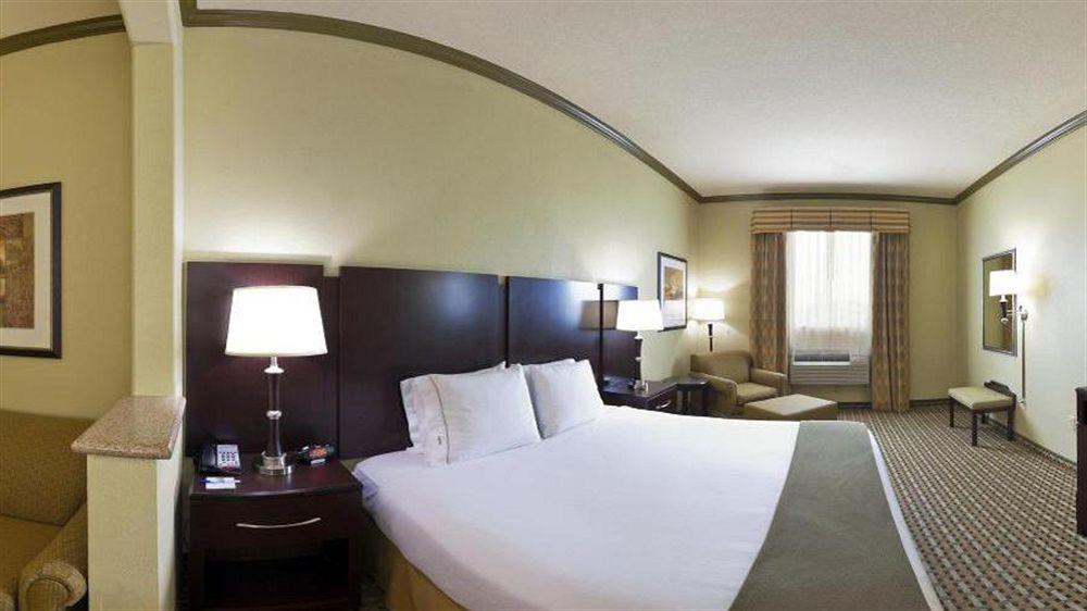 Holiday Inn Express & Suites Fort Worth - Fossil Creek By Ihg Eksteriør bilde