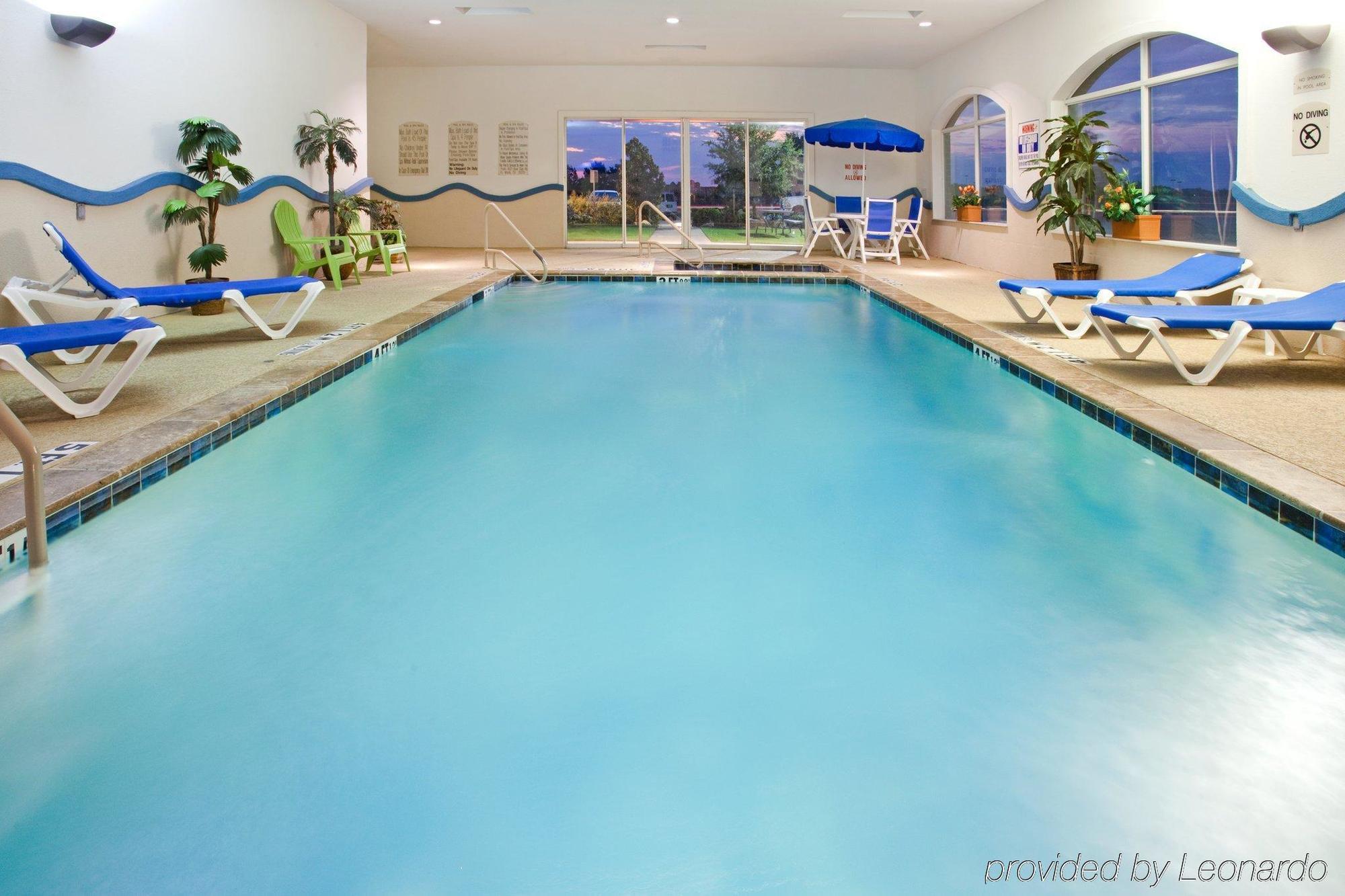 Holiday Inn Express & Suites Fort Worth - Fossil Creek By Ihg Fasiliteter bilde
